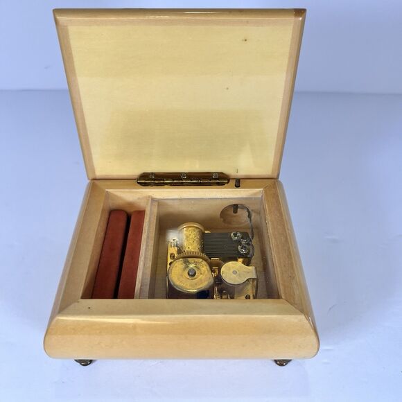 VTG Jewelry Music Box For Rings Made In Italy 4.5” San Francisco Music Box Co. - Picture 2 of 15